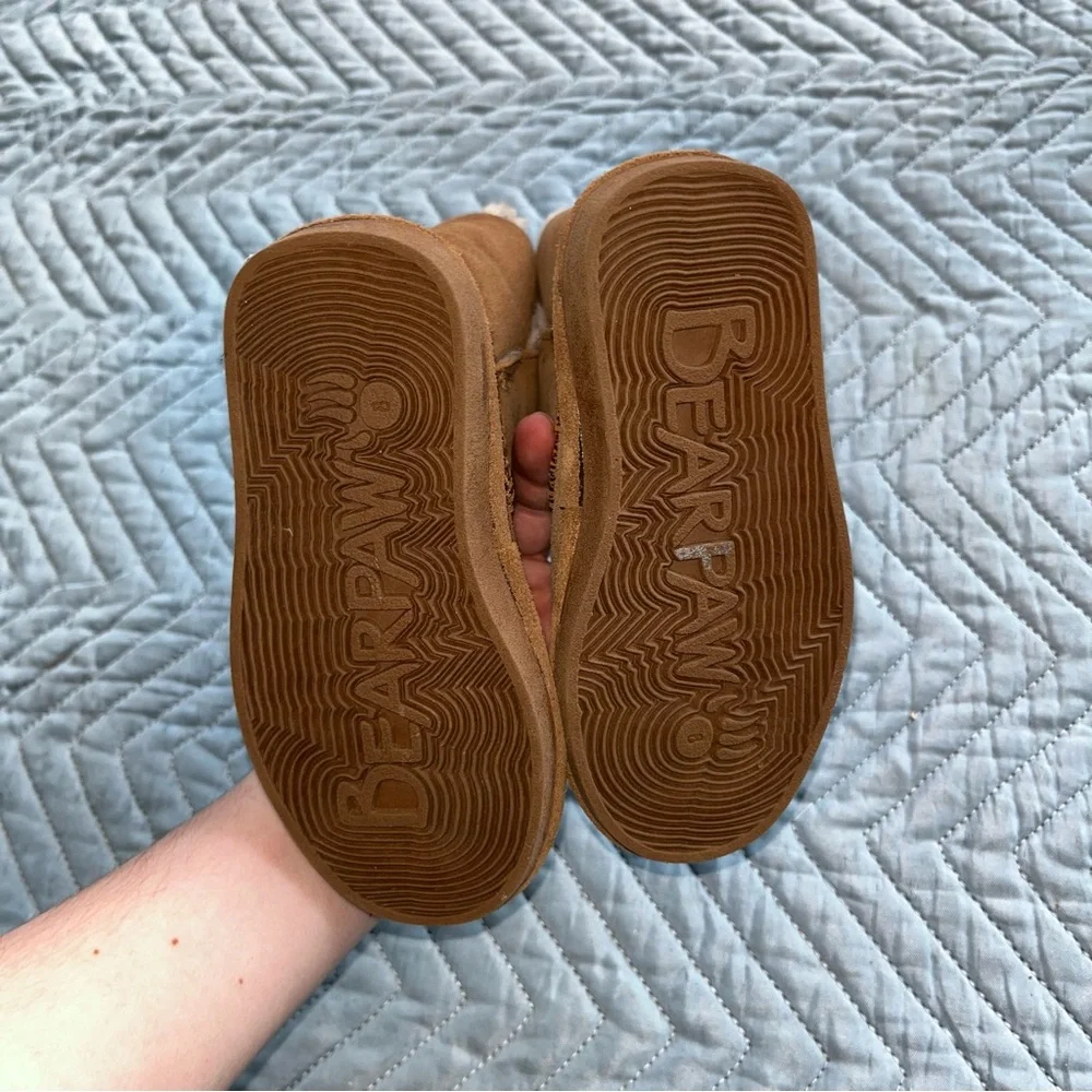 Kids bearpaw brown button fur boots size 8